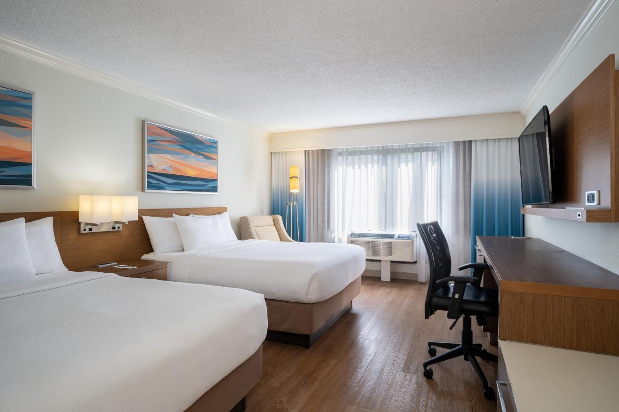 Courtyard By Marriott - Naples Ξενοδοχείο Εξωτερικό φωτογραφία
