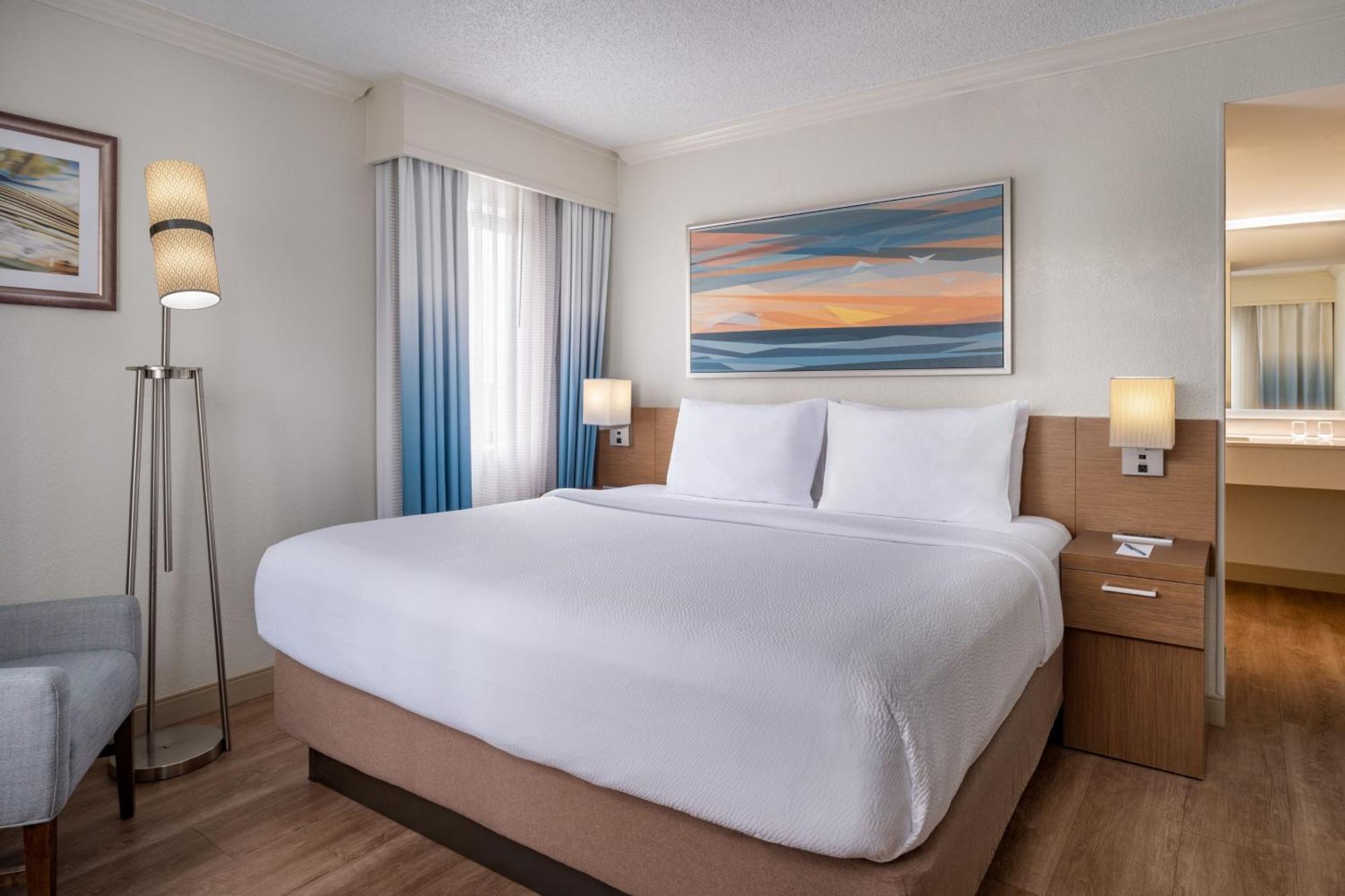Courtyard By Marriott - Naples Ξενοδοχείο Εξωτερικό φωτογραφία