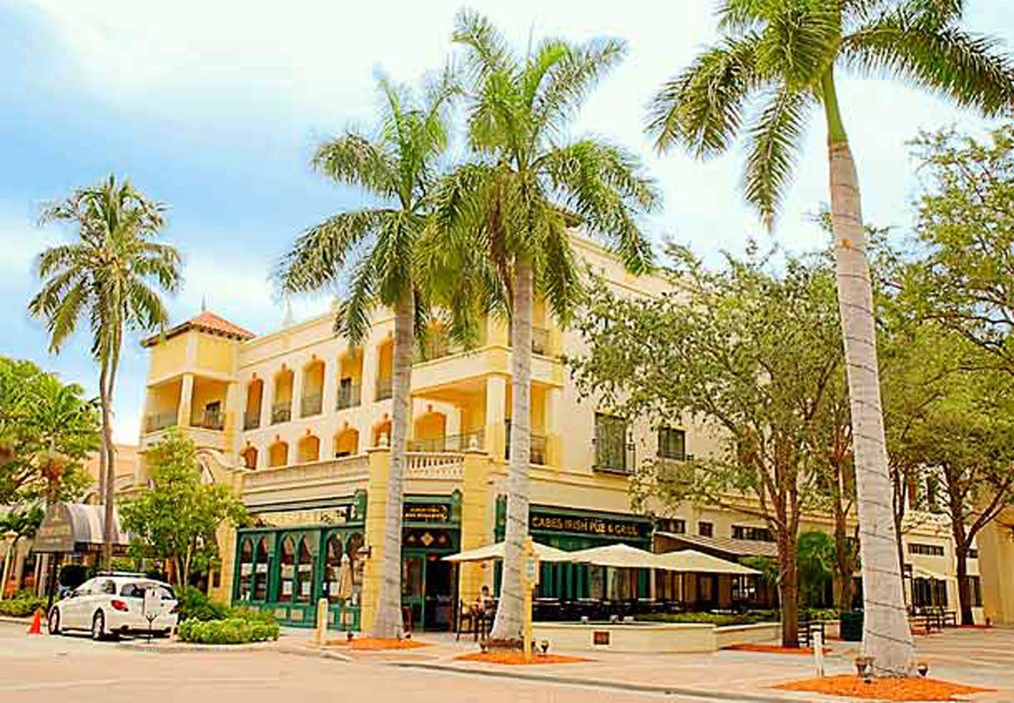 Courtyard By Marriott - Naples Ξενοδοχείο Εξωτερικό φωτογραφία